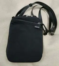 カード収納できるスマホショルダーバッグ