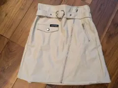 ANAPGIRL M(160)薄いベージュカラースカート ハートバックル付き