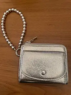 未使用品　nikoand…オリジナルストラップミニL字財布