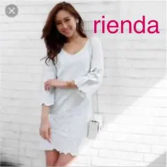 riendaフラワー刺繍カットワンピース