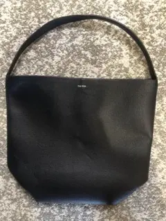 2026年最新】THE row パークトート ラージの人気アイテム - メルカリ