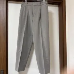 ユニクロ　ヒートテック　タックテーパードパンツ　M グレージュ