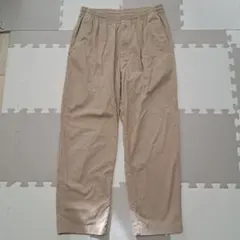 UNIQLO　ユニクロ　コットンリラックスアンクルパンツ　M