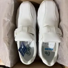ナースシューズ　白のサムネイル