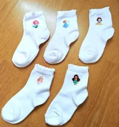 Item thumbnail for item 569fab8e-ca8e-444c-a4d8-7533d4b121a0