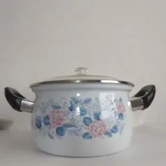 初期不良あり　昭和レトロ　花柄ホーロー両手鍋　直径約21cm　ガラス蓋付き