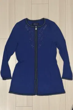 伊太利屋 青い長袖ジッパートップス サイズ11