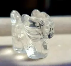 水晶　龍　ダイヤモンド入り