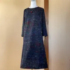 正絹紬着物リメイク チュニックワンピース　紺地ボタニカル模様