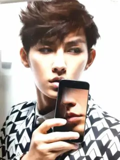 2026年最新】炎亜綸の人気アイテム - メルカリ