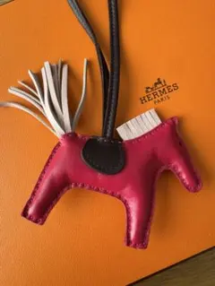2026年最新】エルメス 馬 チャームの人気アイテム - メルカリ