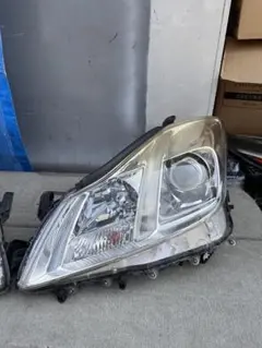 Item thumbnail for item 9b1aead0-a4c0-4072-a9b6-22e5e7fee0b5