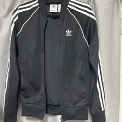 adidas ジャージセットアップ