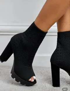 ブラック オープントゥ ニットブーツ　チャンキーヒール ソックスブーツ