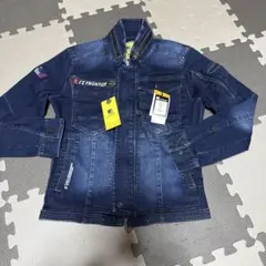 Item thumbnail for item dc83ecbb-b1dc-459c-945f-6ed609f16e07