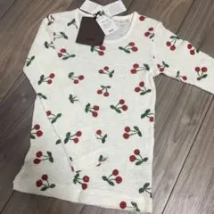 新品タグ付　FITH チェリー柄 長袖カットソー 140