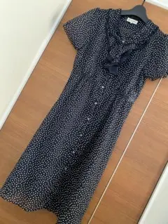 アリスバリーAylesbury ドット柄フリル半袖ワンピース紺9号Mのサムネイル