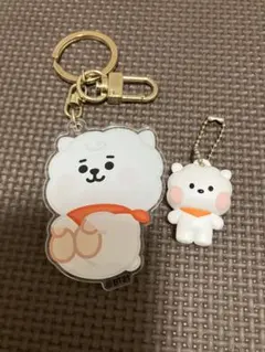 BT21 RJキーホルダー　2点