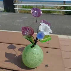 琉球ガラス　一輪挿し お花のガラス細工　ガラス工芸　ステンドグラス