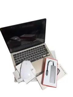 ゴールド 13インチ MacBook 本体