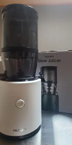 【未使用品】HUROM H320N スロージューサー マイスター チタングレー H320N | 製品情報| HUROM（ヒューロム）公式サイト