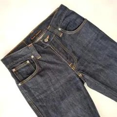 Item thumbnail for item 03c918de-2f5f-4286-b9e3-80ed1ae95485