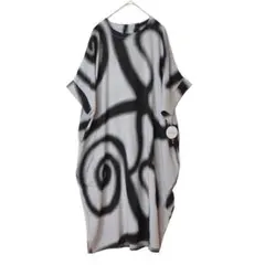 L~LL 大きいサイズ アートスパイラル コクーン ワンピース レディース/白