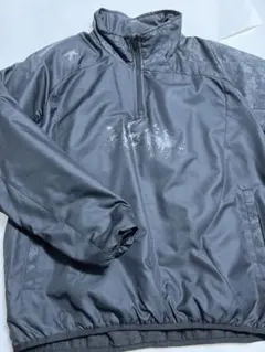 デサント　長袖ウインドブレーカー