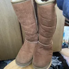 UGG Australia ムートンブーツ　チェスナット　23cm