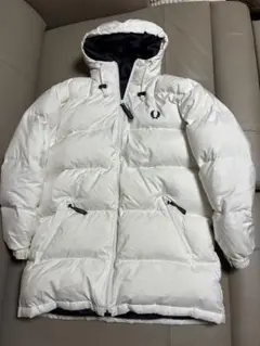 FRED PERRY フード付きダウンジャケット ホワイト