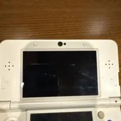 Nintendo New 3DS 本体 着せ替えプレートカセット二つ付属