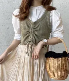 Item thumbnail for item 4d4a307b-1477-4e72-a475-5d5d4638e48e