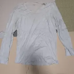 H307 ホワイト 長袖 Vネックシャツ ユニクロ　ヒートテック