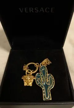 ヴェルサーチ ネックレス ゴールド VERSACE　メデューサ サボテンのサムネイル