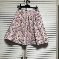 M'S GRACY 花柄フレアスカート 38サイズのサムネイル