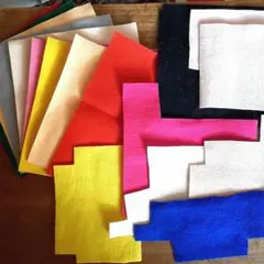 フェルト 生地 まとめ ハンドメイド 手芸 工作　未使用10枚　はぎれ７色