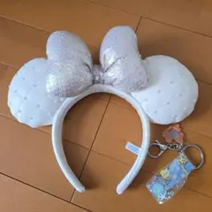 ディズニー ミニー　カチューシャ ホワイト　パール　カチューシャホルダーのセット