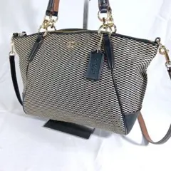 希少 コーチ 2way トートバッグ ショルダー 柄 ベタなし 逸品 COACH