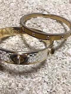 コーチ ブレスレット ゴールド&ホワイト 2本セット