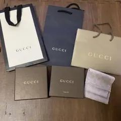 GUCCI 空箱２個　袋３枚
