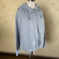 ライトブルー フード付き マウンテンパーカー春色