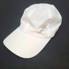 キャップ　白