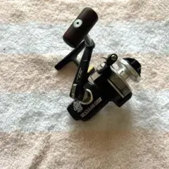 DAIWA ダイワSS700 ビンテージ フィッシングリール 黒 - メルカリ
