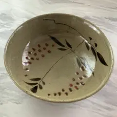 和風 植物模様の陶器製ボウル 大皿 約20.5cm