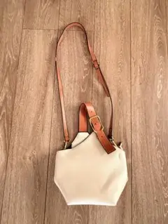 ショルダーバッグ