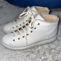 ugg スニーカー