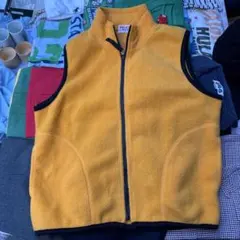 UNIQLO ベスト　フリース素材