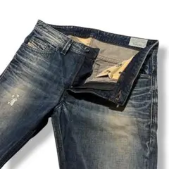 Item thumbnail for item 6b06cfa1-32ec-40bd-b252-e2923905ced1