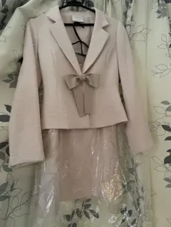 ピンク リボン付きスカートスーツ　７号　入学式