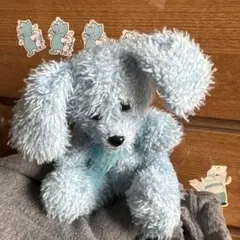 水色の犬型ぬいぐるみ